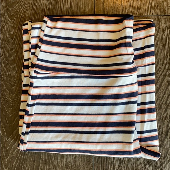 Skirt - Picture 3 of 4